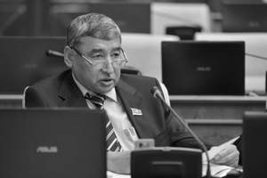 Скончался экс-депутат Мажилиса Камал Бурханов
