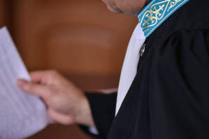 А судьи кто? Освободят от должности 25 председателей и судей — ВСС РК