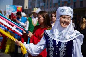 Токаев поздравил с Днем единства народа Казахстана