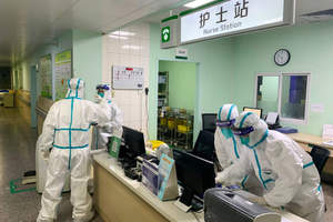 Китайский доктор рассказал о борьбе с коронавирусом в Уханьской больнице. Детально
