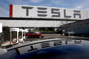 Tesla могут вложиться в создание сети сервис-центров в Казахстане