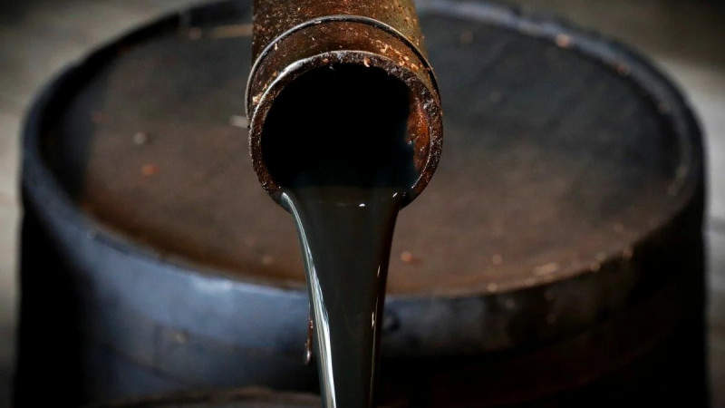Нефть марки Brent упала в цене ниже 27 долларов