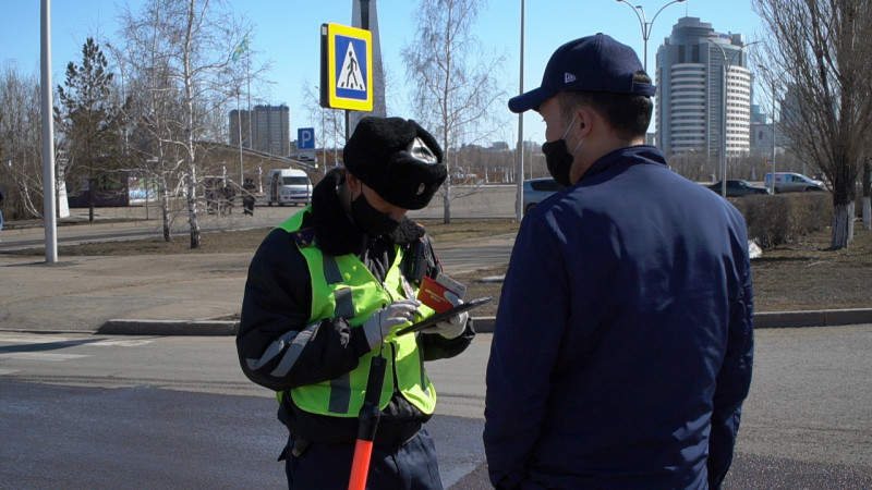 Возобновить в Нур-Султане полицейские патрули, призвал политолог