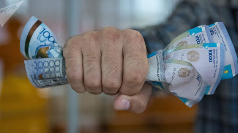 Что может подорожать в Казахстане от обвала тенге