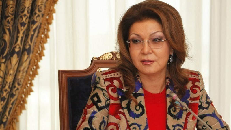 Дарига Назарбаева призвала поддержать врачей и медсестер