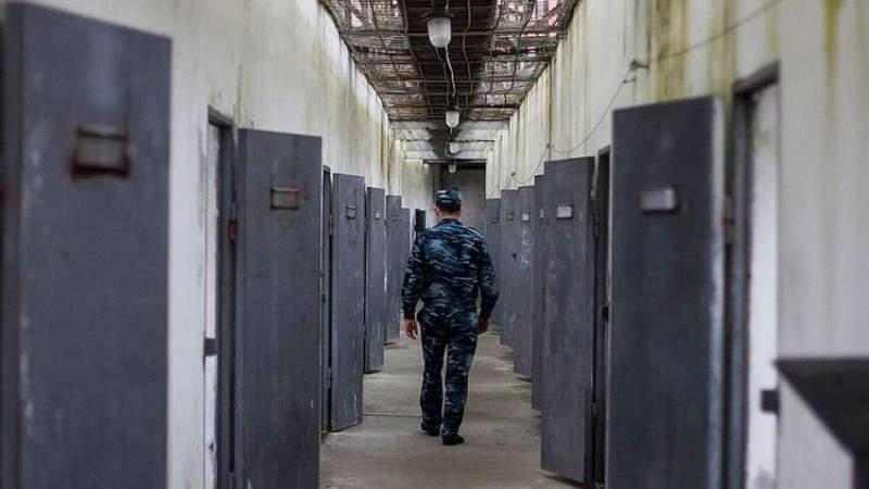 Романтический побег. Зек сбежал из колонии Шымкента к любимой